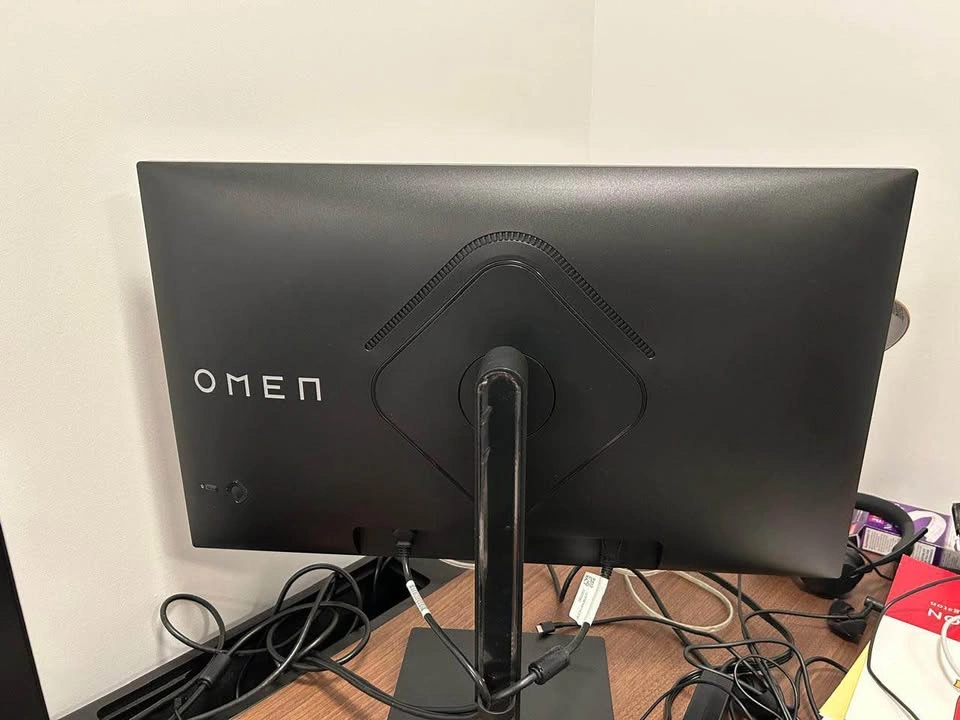 OMEN computer monitor - photo 2