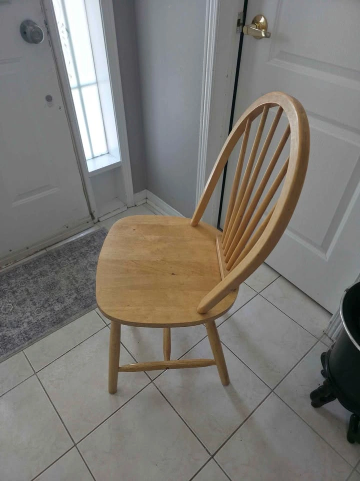 Pair of Solid Wood Windsor Dining Chairs - photo 2