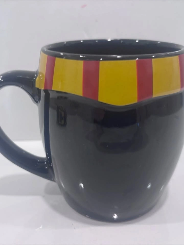 Harry Potter Gryffindor Scarf & Robe Ceramic Mug - Red & Gold - photo 4