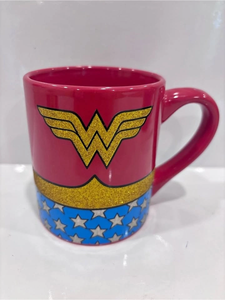 2017 Wonder Woman glitter ceramic mug 14oz- DC Comics