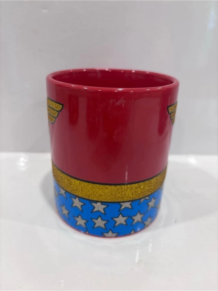 2017 Wonder Woman glitter ceramic mug 14oz- DC Comics - photo 2
