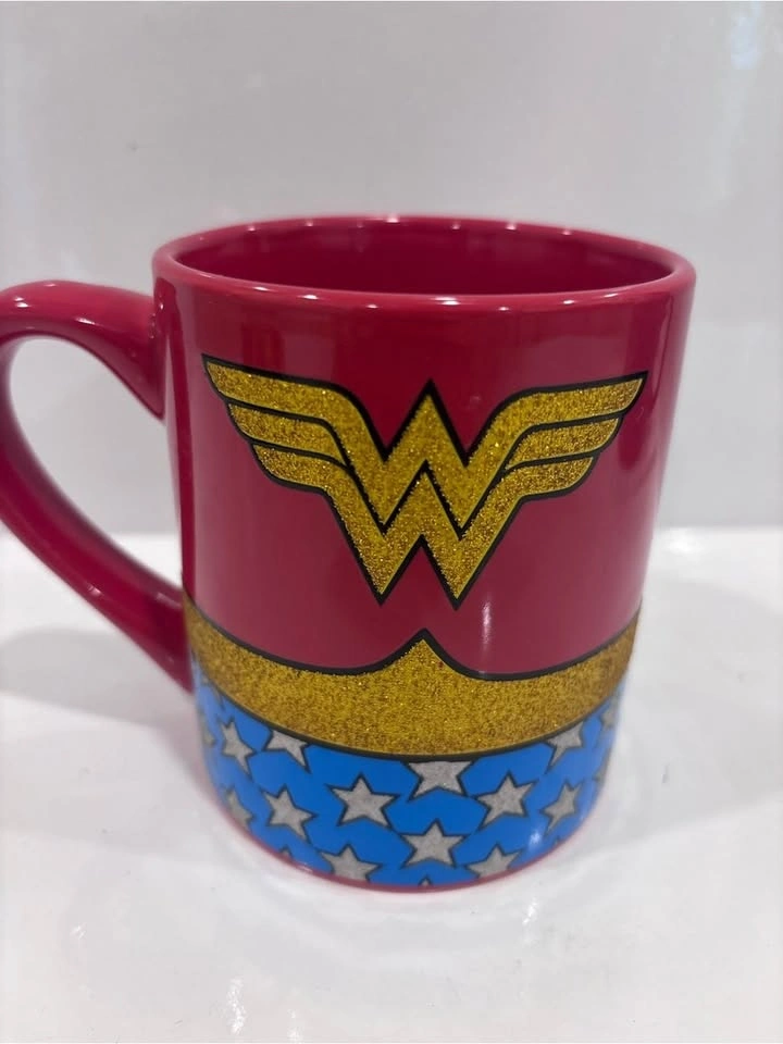 2017 Wonder Woman glitter ceramic mug 14oz- DC Comics - photo 3