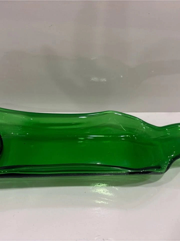 Handmade Green Slumped Wine Bottle Serving Tray - photo 3