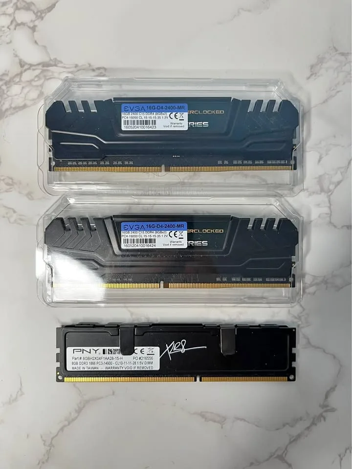 2 pieces EVGA 16GB DDR4 RAM module and PNY 8GB DDR3 thumbnail