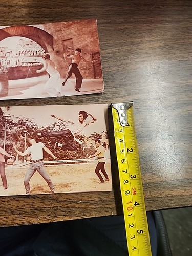 2 Authentic 1972 "Fist Of Fury" Bruce Lee Movie Photo - photo 3
