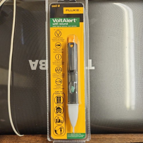 Fluke VoltAlert 1AC-A II Non-Contact Voltage Tester