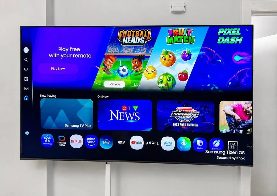 Samsung 65” Q70C QLED 4K Smart TV + Original Box - photo 2