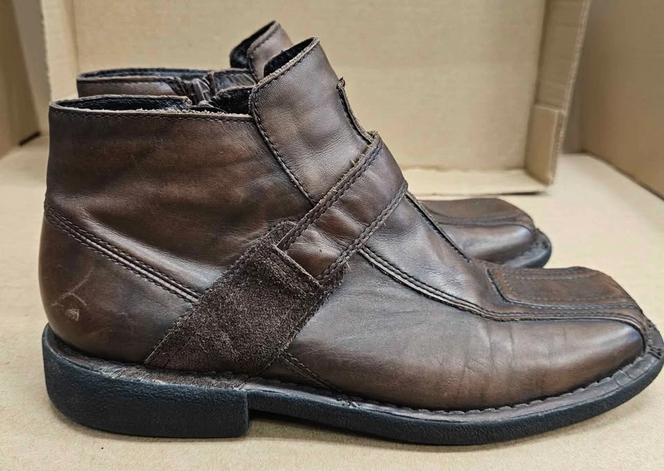 ALDO "Diego" Men's Vintage Brown Leather Boots - Size 8 - photo 3