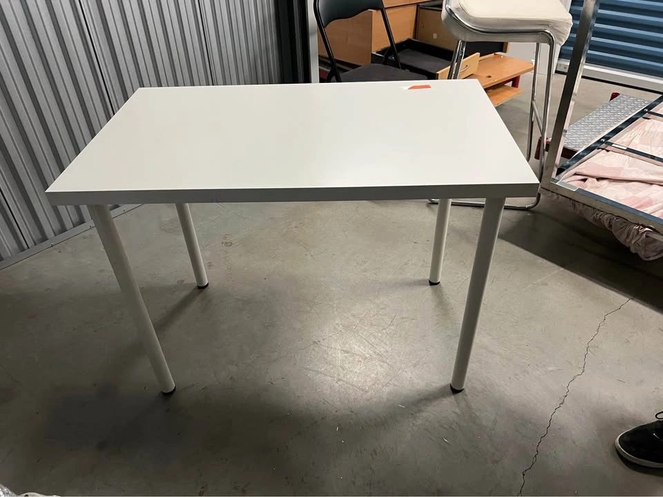 Ikea Table - photo 2