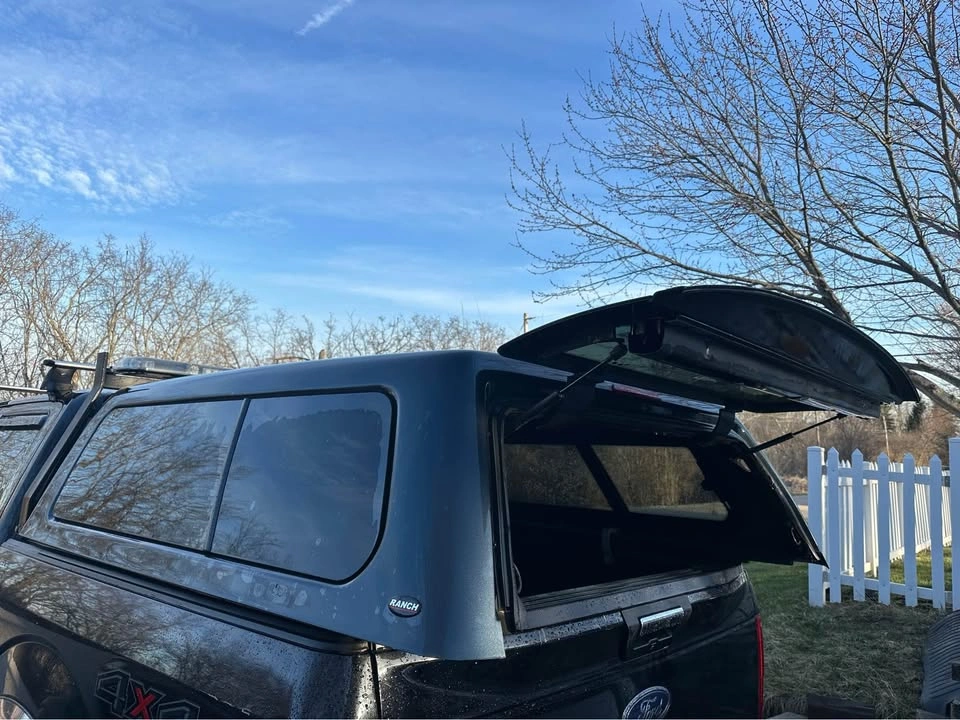 Camper Topper Cap for 2019 GMC Sierra Crew Cab Short Bed - photo 4