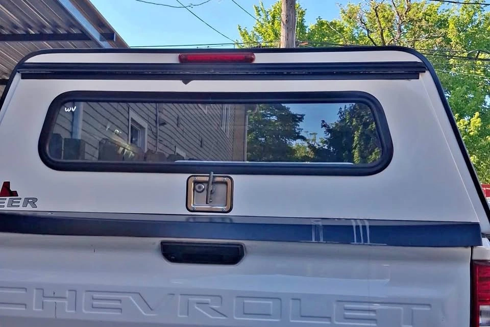 Camper topper cap for Silverado 2023 6.6 regular bed