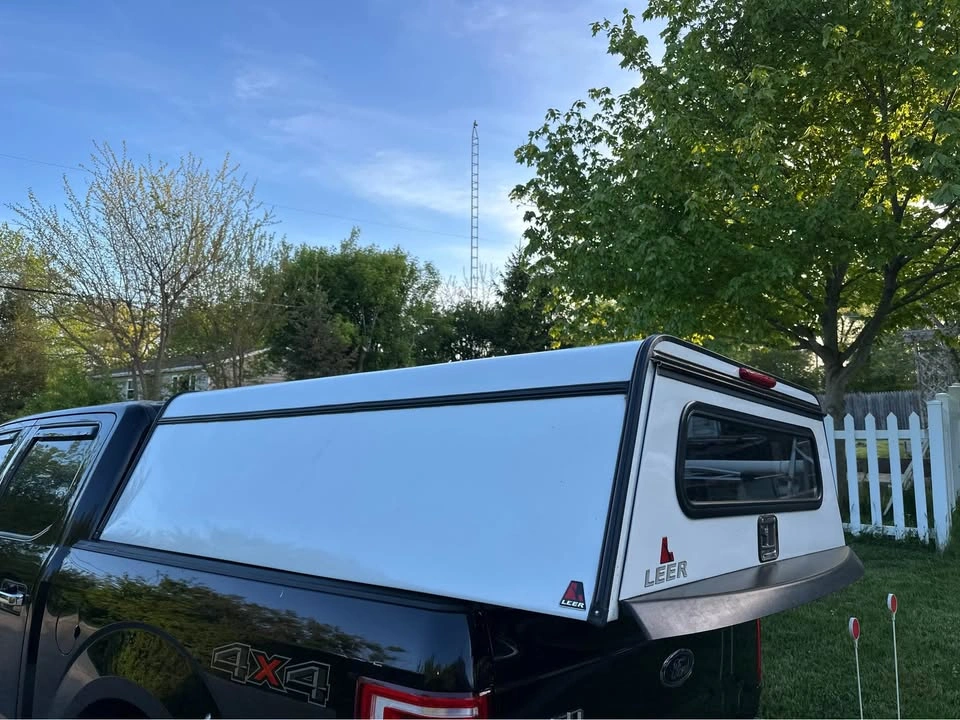 Camper topper cap for Silverado 2023 6.6 regular bed - photo 3