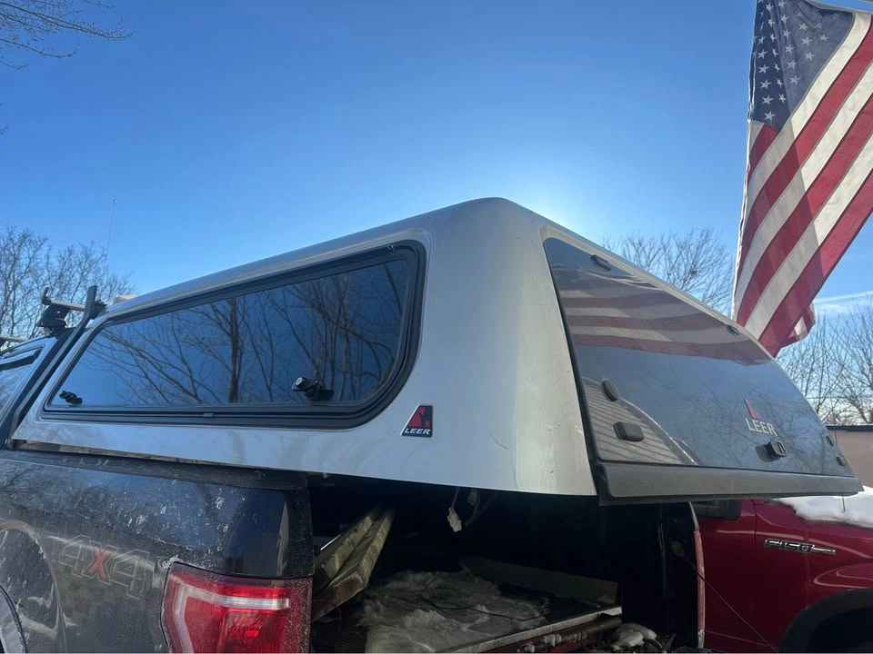 Camper Topper Cap for 2014-2018 Silverado 6.6ft Bed - photo 3
