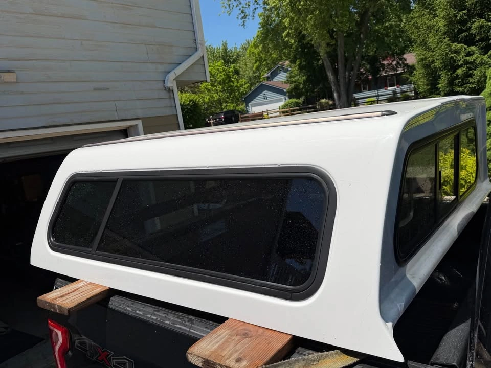 Camper topper cap for 2012 Nissan Frontier - photo 3