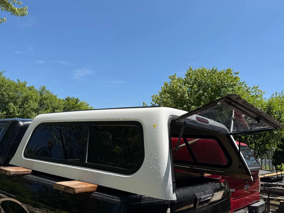 Camper topper cap for 2012 Nissan Frontier - photo 5