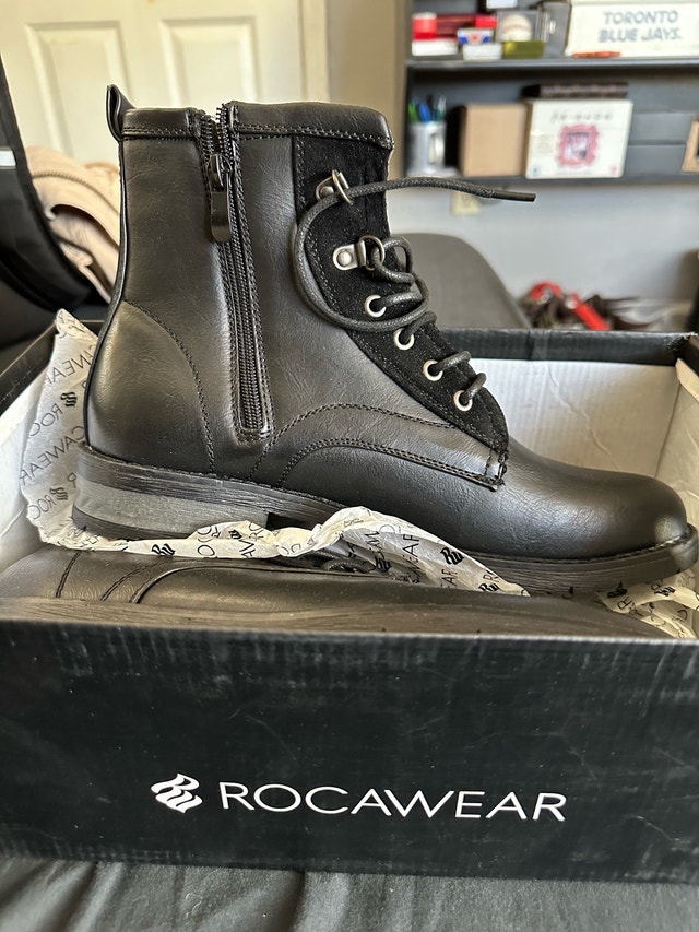 Rocawear Roc-N-Fire Boots