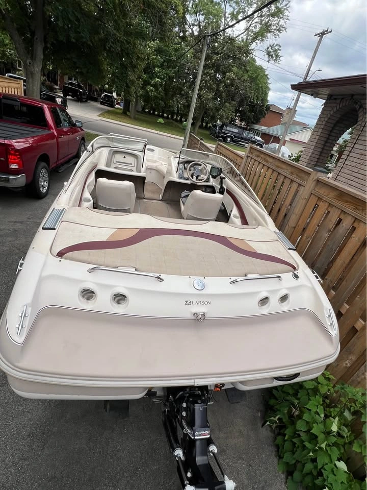 Larson 186 LXI Bowrider - photo 2