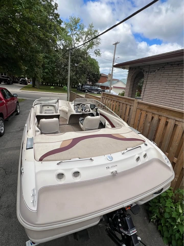 Larson 186 LXI Bowrider - photo 3
