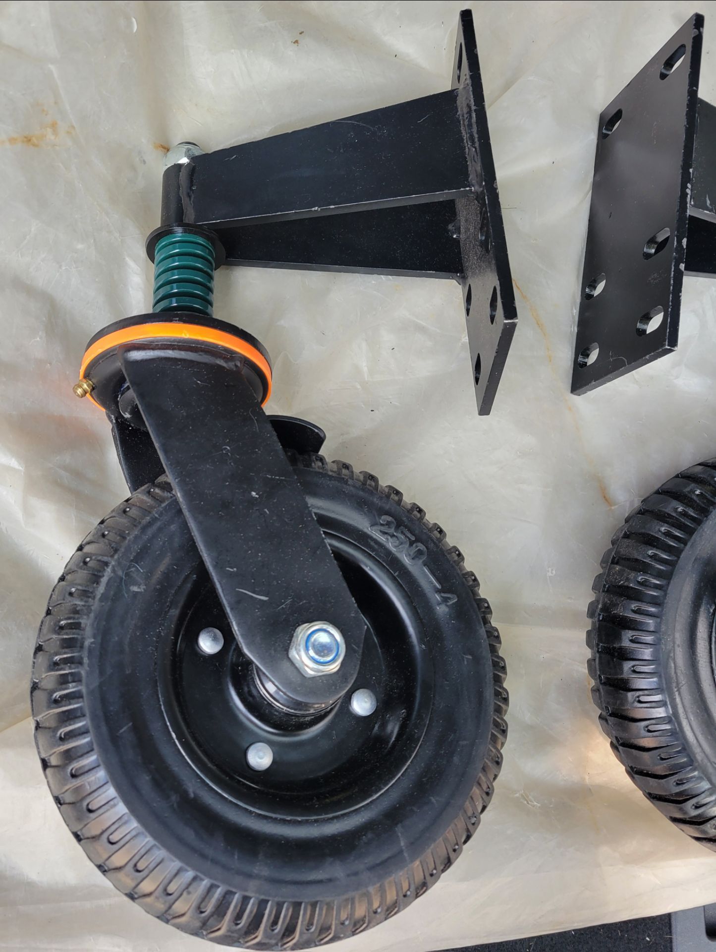 8" Heavy Duty Spring-Loaded Gate Wheel (600lbs Capacity) - photo 2