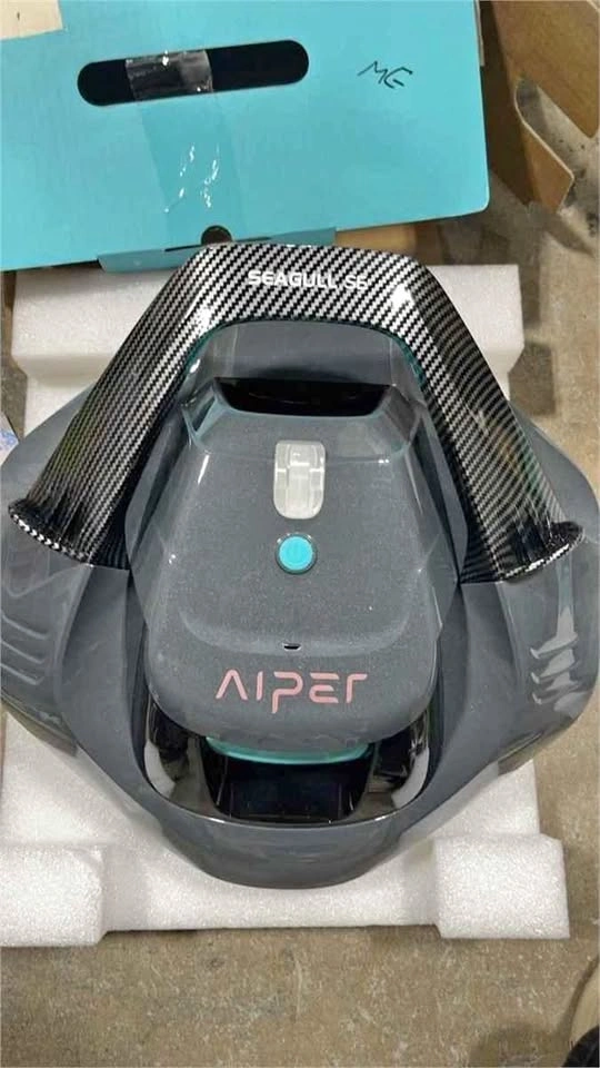 New Aiper Seagull SE Cordless Robotic Pool Cleaner