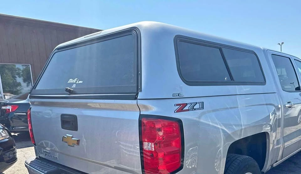 Camper Topper Cap for Silverado 1500 Crew Cab 5.6 Short Bed
