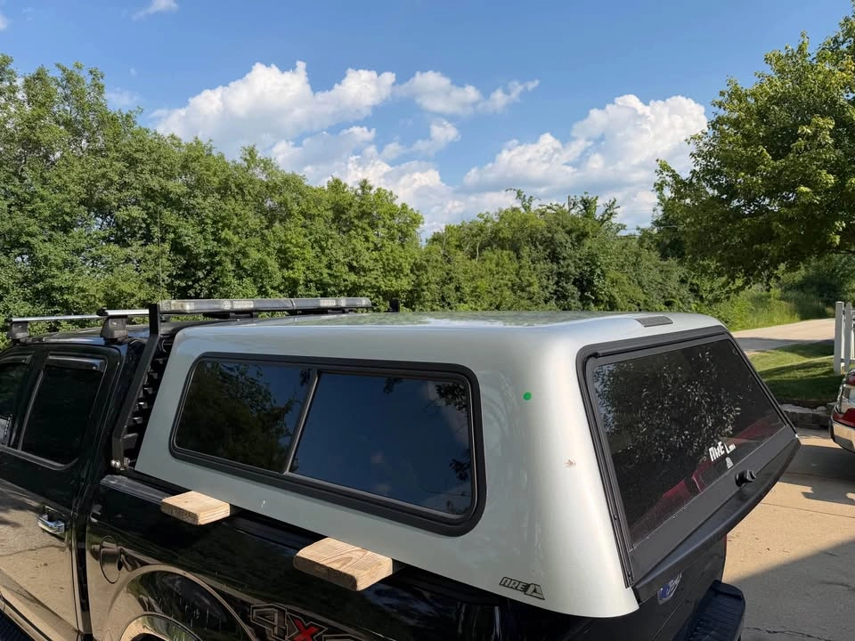 Camper Topper Cap for Silverado 1500 Crew Cab 5.6 Short Bed - photo 4