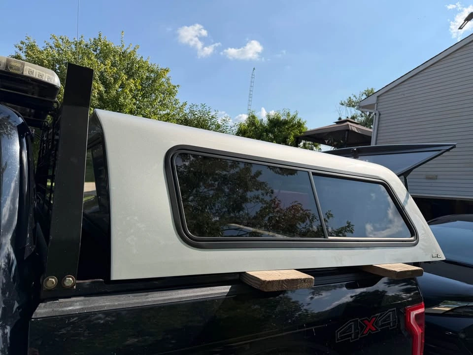 Camper Topper Cap for Silverado 1500 Crew Cab 5.6 Short Bed - photo 5