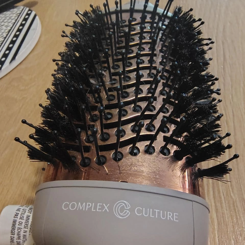 Hair dryer brush - photo 2