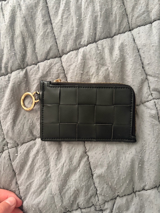 Black Woven Card Holder