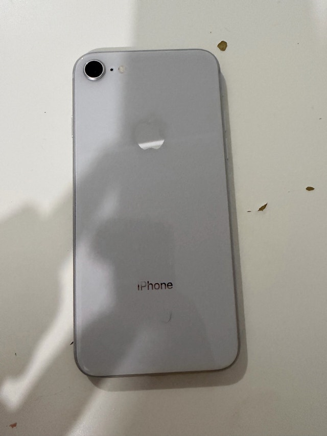 Apple iPhone 8