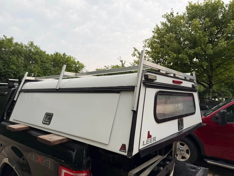 Camper Topper Cap for Silverado/GMC Sierra 2014-2018 6.6' Bed - photo 4