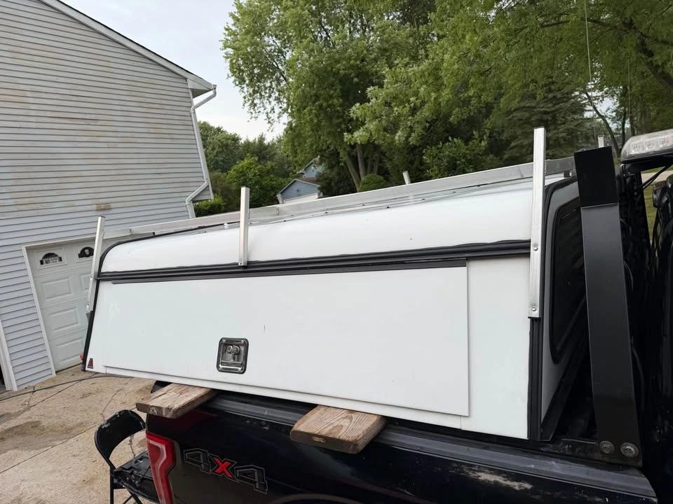 Camper Topper Cap for Silverado/GMC Sierra 2014-2018 6.6' Bed - photo 5