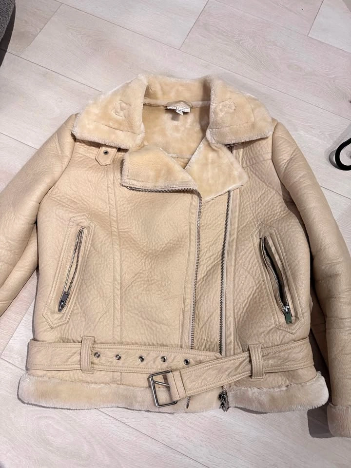 Topshop Faux Shearling Aviator Jacket – Size US 4 / EU 36