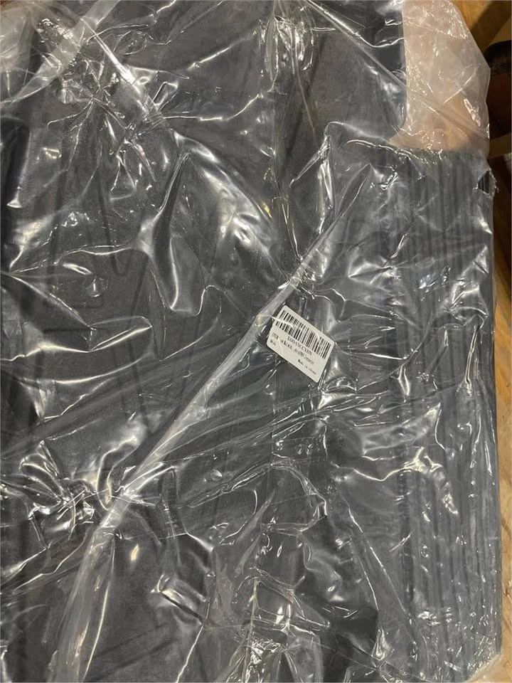 Brand New! Kia Sorento Trunk Mat and Backrest Protectors 2021-20 - photo 4