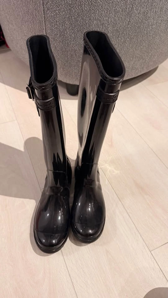 Seven7 Rain Boots size 6 (37) - photo 2