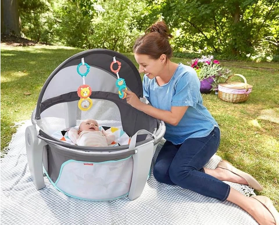 Fisher-Price Portable Baby Dome Bassinet and Play Space - photo 5