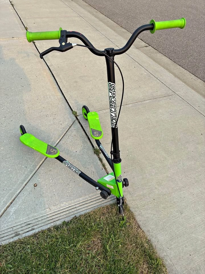 Sporter Wiggle Scooter