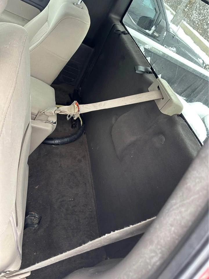 2010 Ford F150 Regular Cab XLT Pickup 2D 8 ft - photo 5