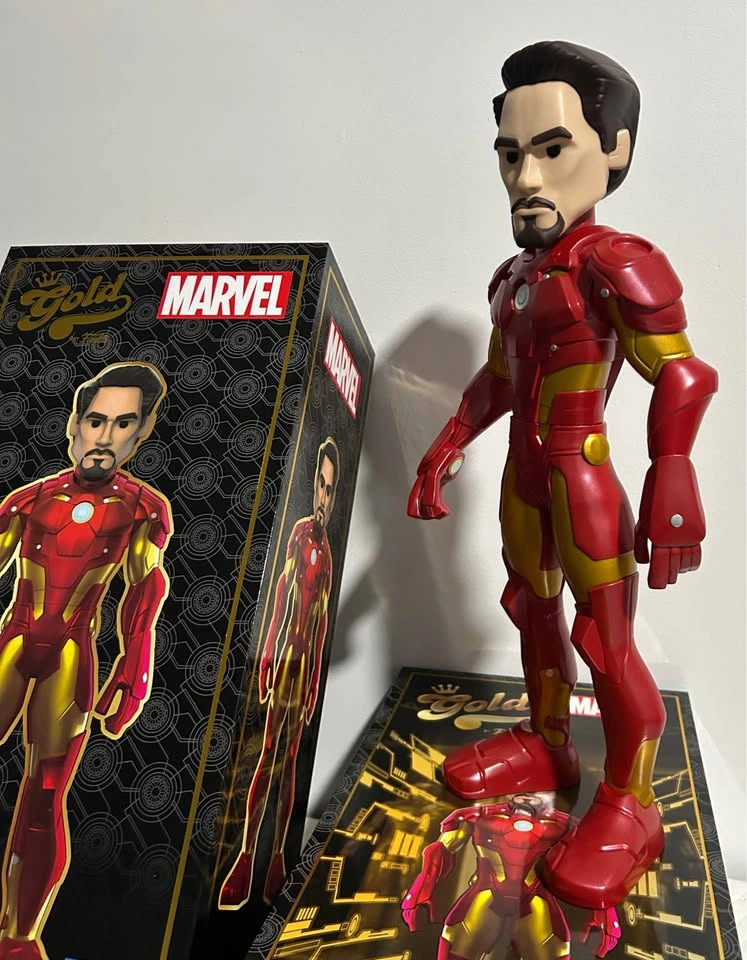 Iron Man Premium Figure (18 inch tall) - photo 3