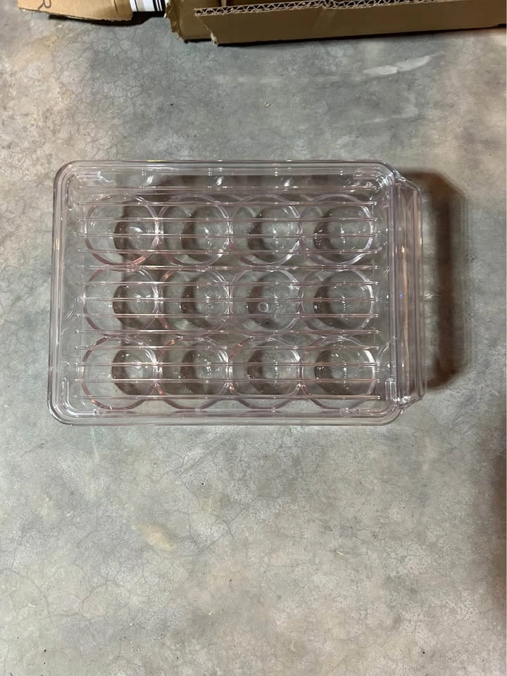 PLASTIC EGG HOLDER - photo 2