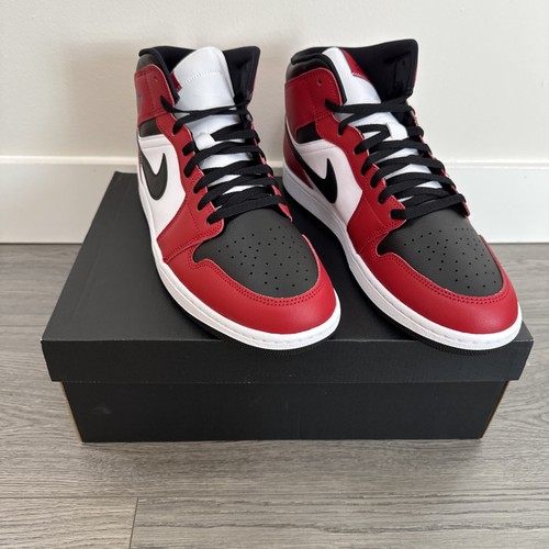 Size 12 - Jordan 1 Mid Chicago Black Toe 2020 - photo 4