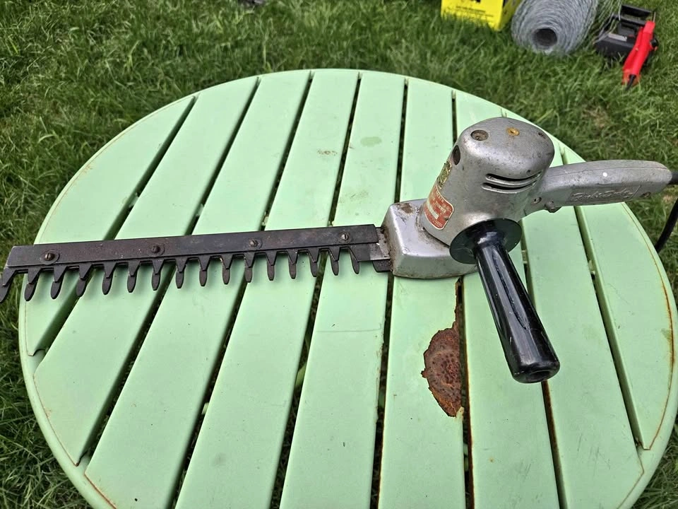 1960 Black & Decker Hedge Trimmer