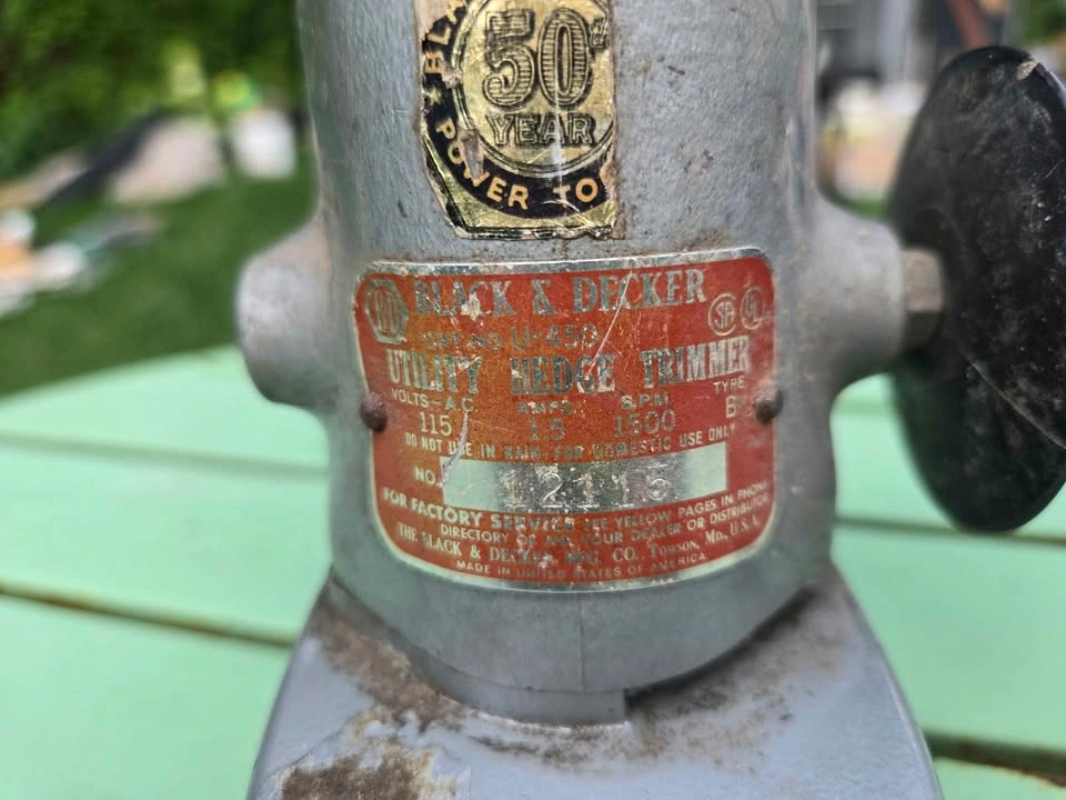 1960 Black & Decker Hedge Trimmer - photo 3