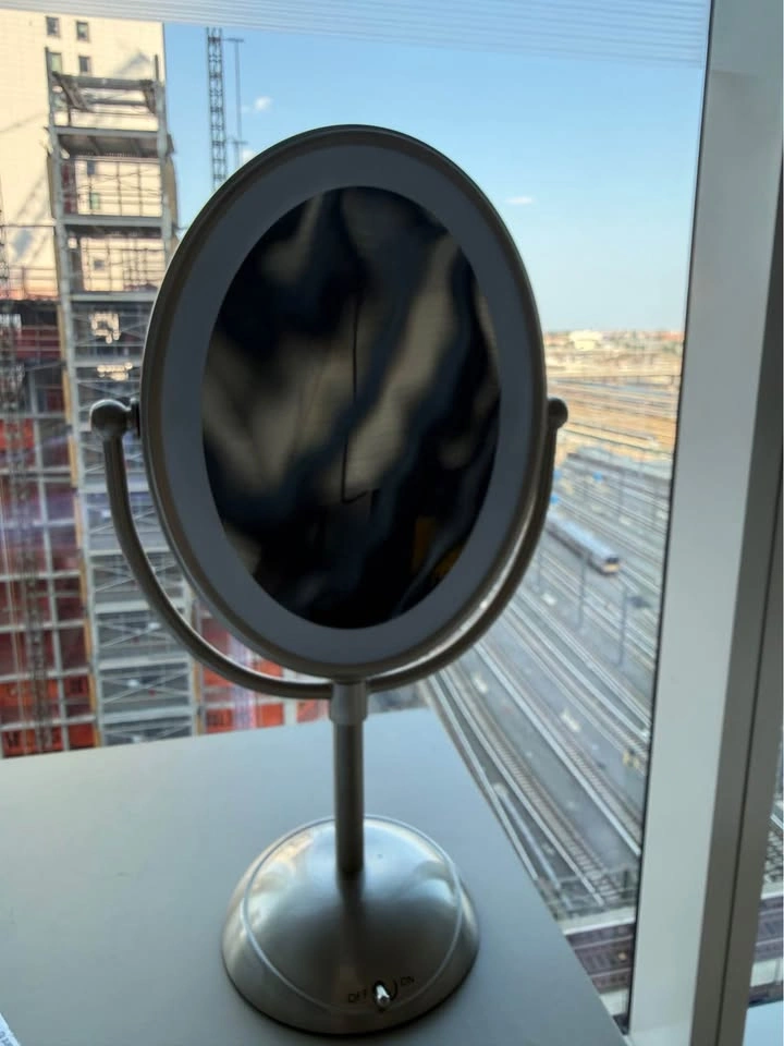 Lighted Pedestal Makeup Mirror - photo 2