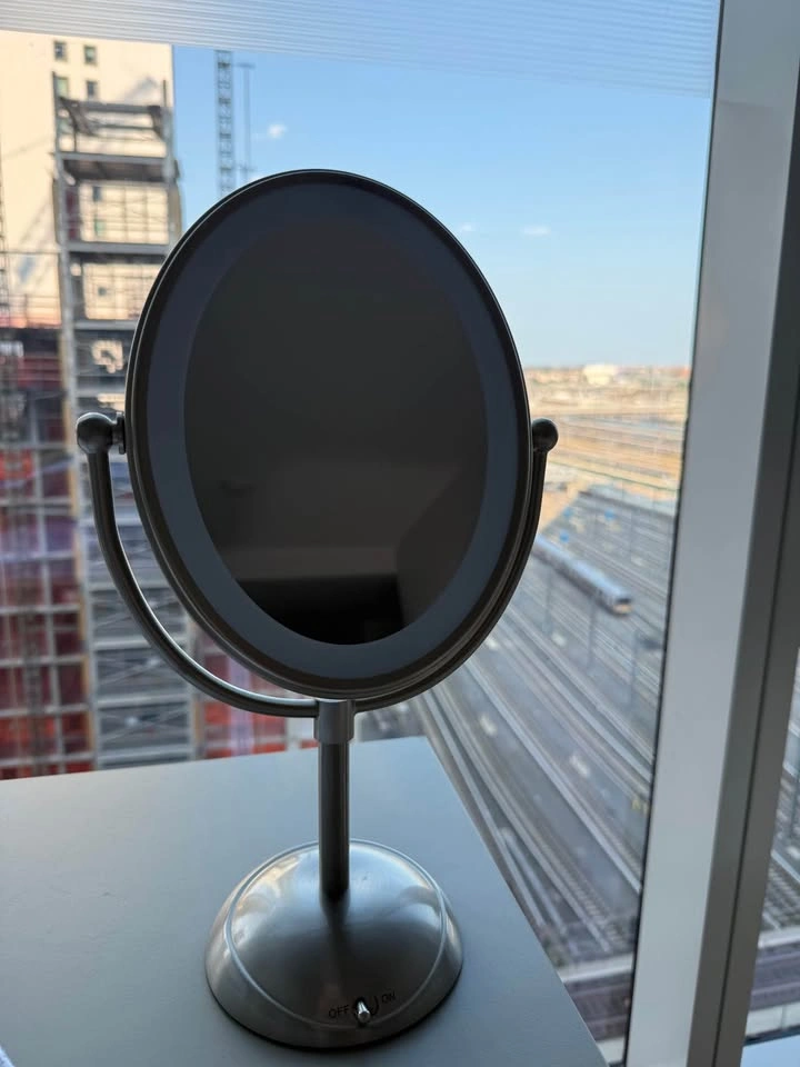 Lighted Pedestal Makeup Mirror - photo 3