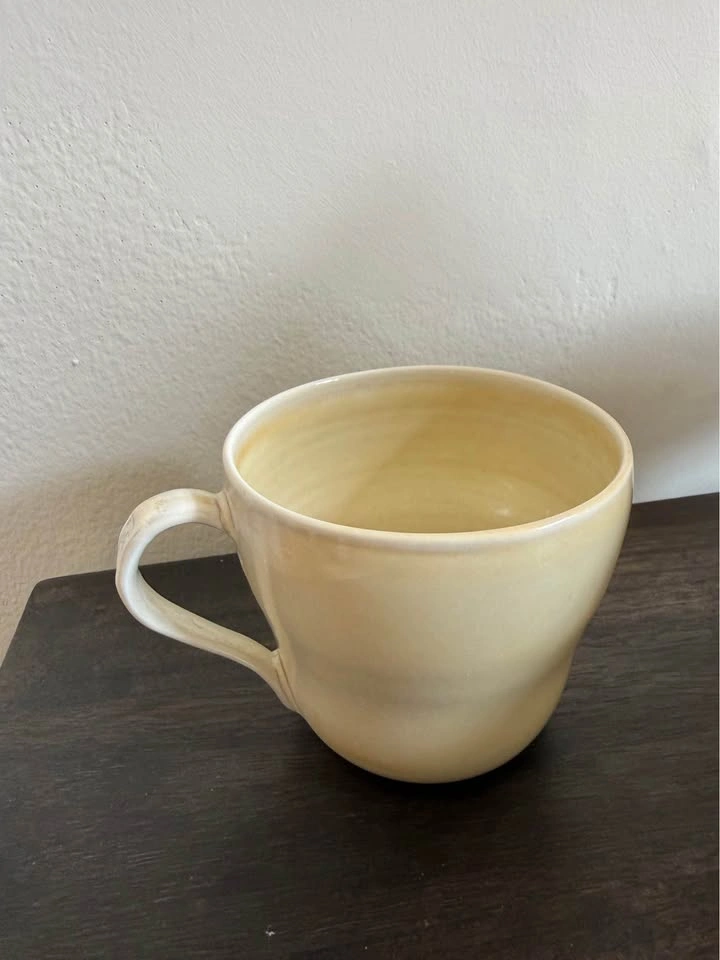 Handmade Ceramic Mug in Pale Yellow - photo 2