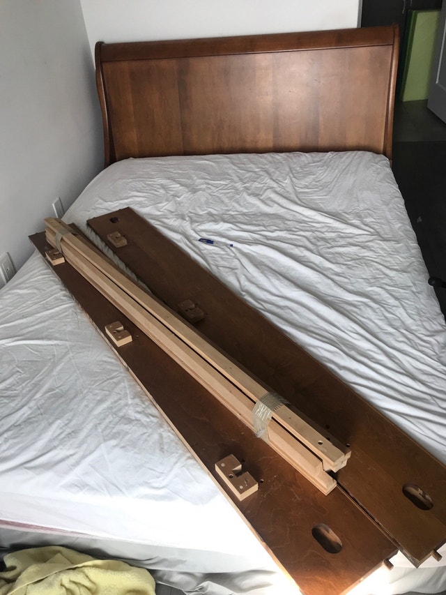 Timeless solid wood queen size bed with Boxspring and mattress - photo 4