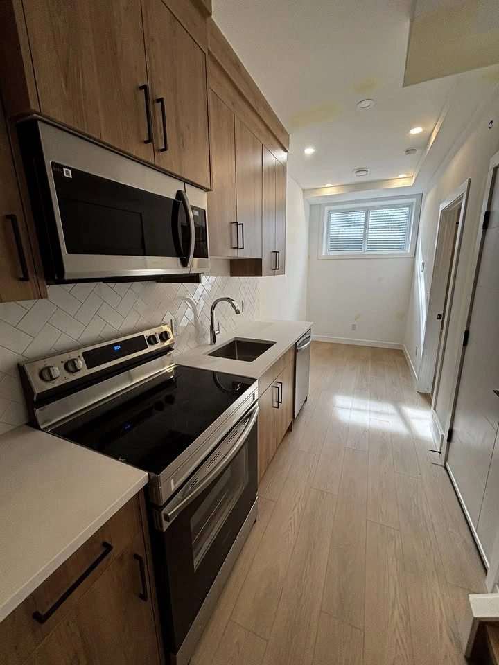 1 Bed 1 Bath Apartment - photo 3