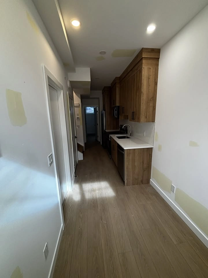 1 Bed 1 Bath Apartment - photo 4