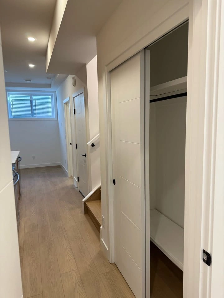 1 Bed 1 Bath Apartment - photo 5